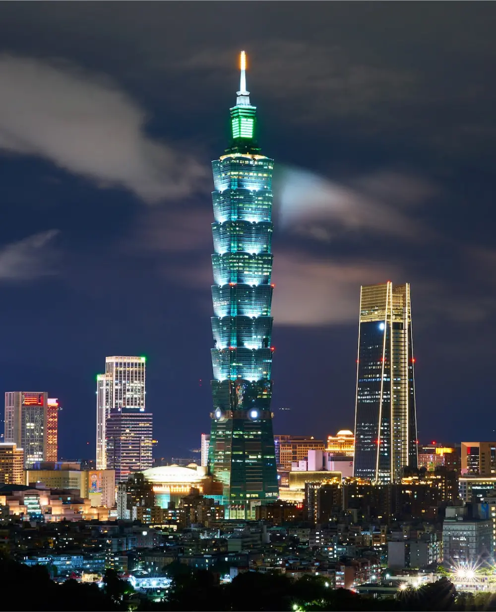 img-pexels-timo-volz-1933565